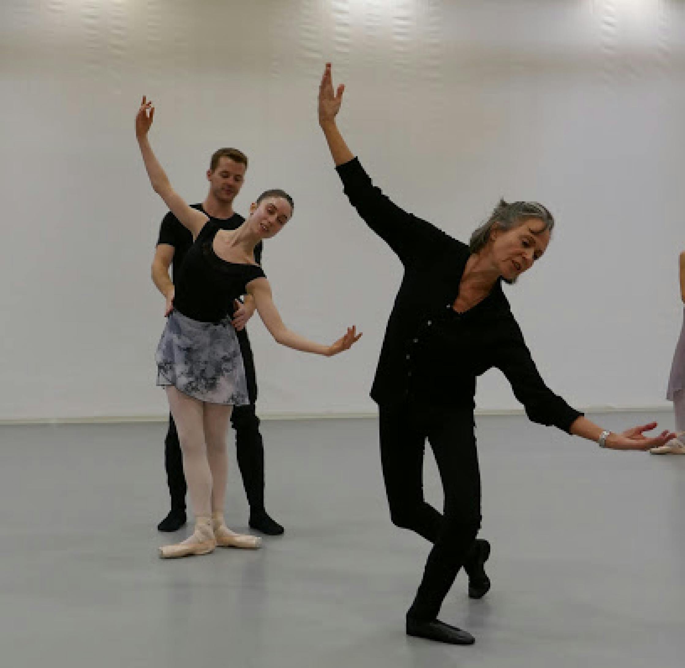 Ursula Hageli coaching the Royal Ballet’s Ginevra Zambon and Kevin Emerton in Ashton’s ballet Foyer de danse