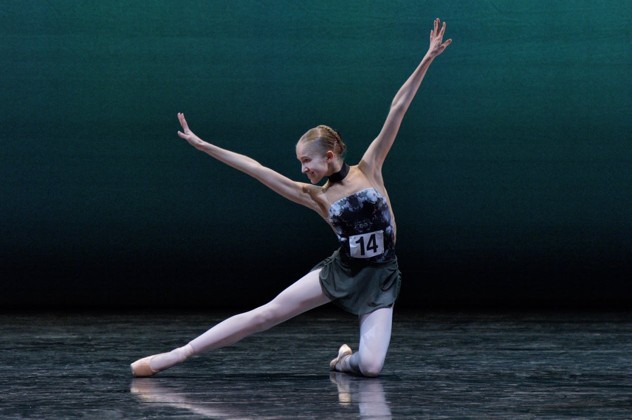 Dancer participating in the 2019 Fonteyn Competition